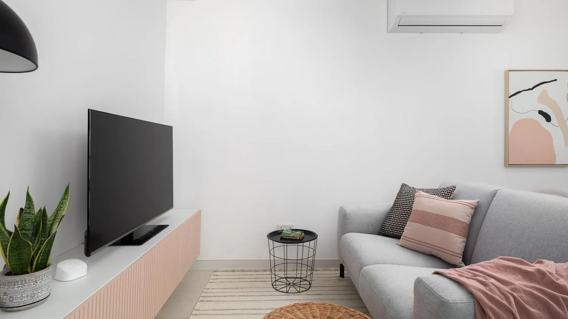 Modern 2Br Apartment With Outside Furniture - Close To Sliema, Saint Julians & Valletta Msida