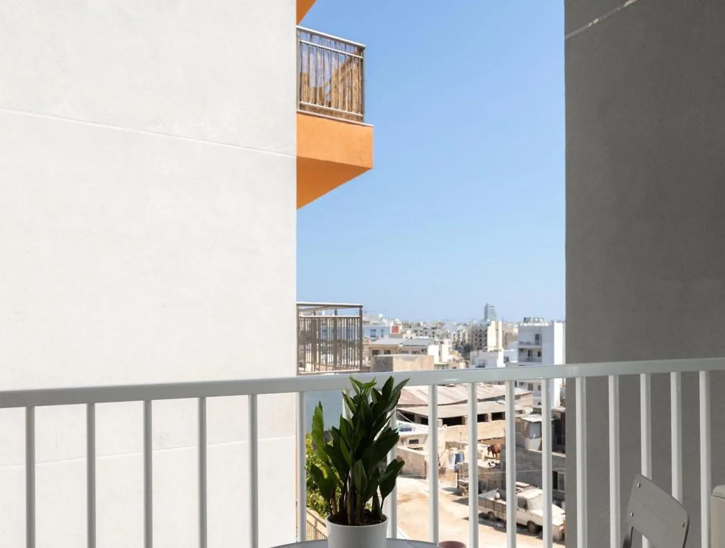 Modern 2Br Apartment With Outside Furniture - Close To Sliema, Saint Julians & Valletta Msida 0*,  Malte